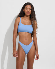 Pool Days Top D+ - Blue Skies