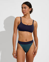 Pool Days Top D+ - Sprint