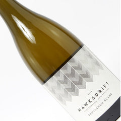 Reserve Wines Hawksdrift, Oaked Sauvignon Blanc Bottle Image Close Up